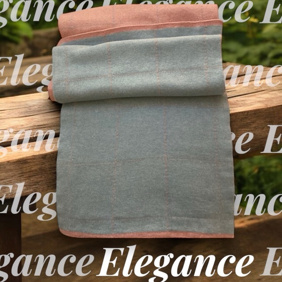 Cashmere & Silk Scarf  woven in Scotland  HP - Recently Reduced from 115.00 - Picture 10 of 10